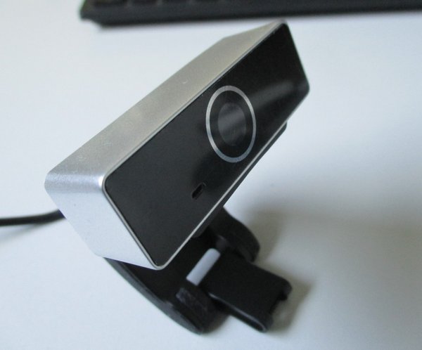 USB-Mini-Webcam Full HD1080P mit genialem Faltsockel. Bis 60 fps